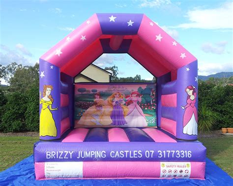 Medium Bouncy Castles Vs Large Combo Castles Which Jumping Castle Hire