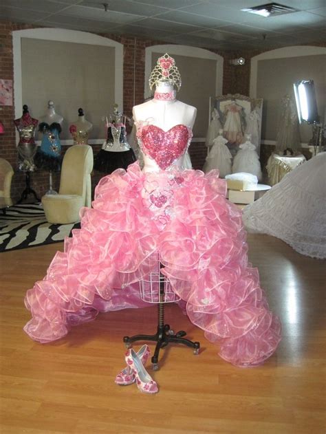 Designer sondra celli used 600 yards of tulle, 1,200 yards. Pin on sandra celli