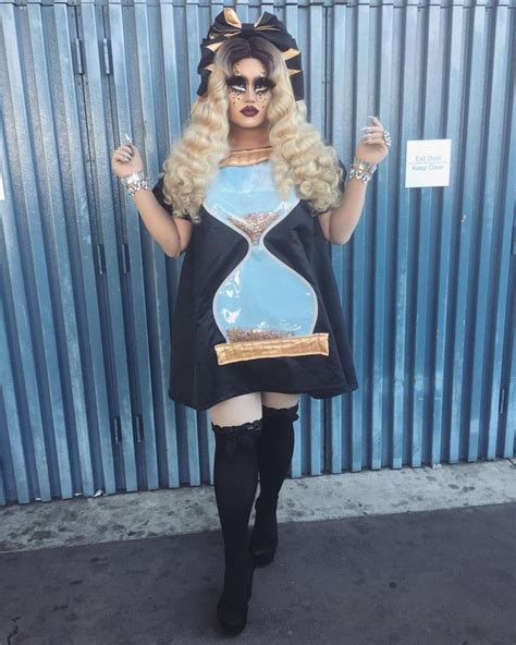 Just Wanted To Show Off My Hourglass Figure For Second Day Of Drag Con Dress By