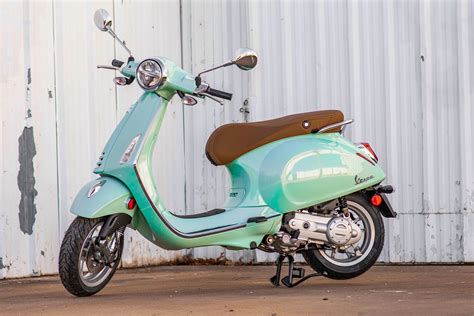 Vespa Primavera Latest News Reviews Specifications Prices Photos And Videos Top Speed
