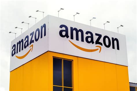 How Amazons Logos Reflect Its Evolution Marketplace
