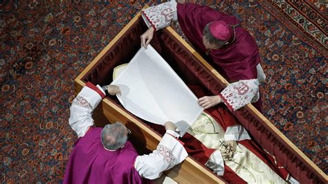 faithful mourn benedict xvi at funeral presided over by pope