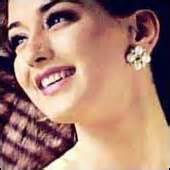 Sonali bendre , telugu , tamilce , marathi ve kannada dilinde filmlerin yanı sıra öncelikle hintçe filmlerde çalışan hintli bir aktris ve. Photo3 Page