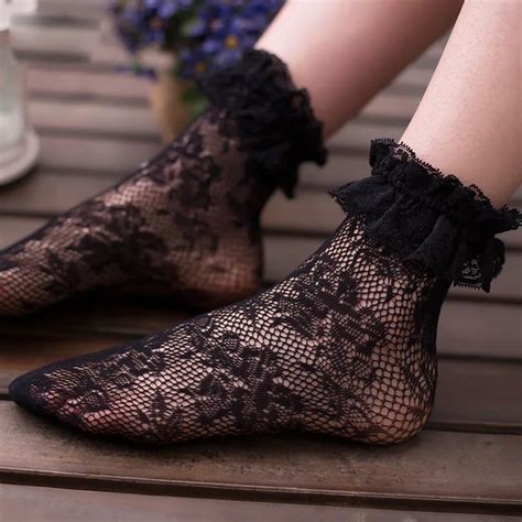 Women Sexy Lace Floral Socks Summer Hot Socks Lace Ruffle Floral Soft