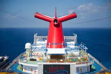 Carnival Cruise Line Temporarily Cancels All Sailings