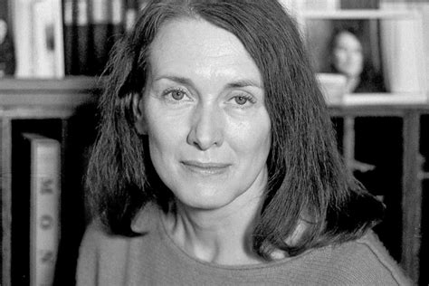 Două Cărți Semnate De Annie Ernaux Câștigătoarea Nobelului Pentru