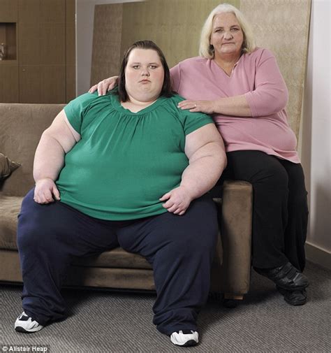 Georgia Davis 17 Became Britains Fattest Teen After Losing 14 Stone At Fat Camp Daily Mail