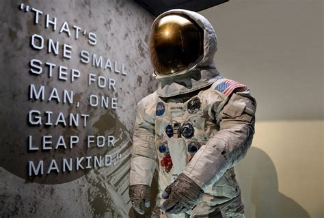 Neil Armstrongs Apollo 11 Spacesuit Unveiled At Smithsonian Science
