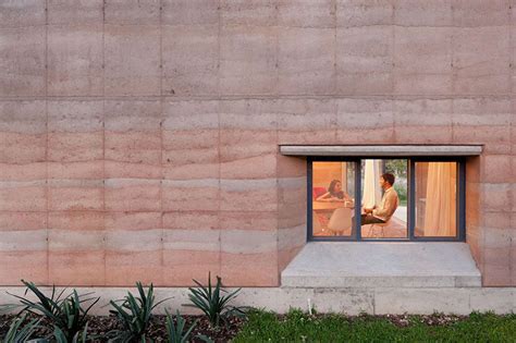 What Are Rammed Earth Walls Contemporist
