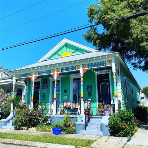 5 Best New Orleans Neighborhoods For Families In 2023