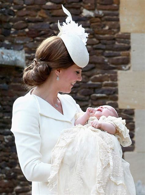 Bautizan A La Princesa Carlota De Cambridge Con El Recuerdo De Diana De