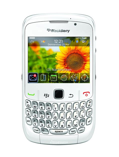 Blackberry Curve 8520 Ruby Red And White Out In The Philippines Via