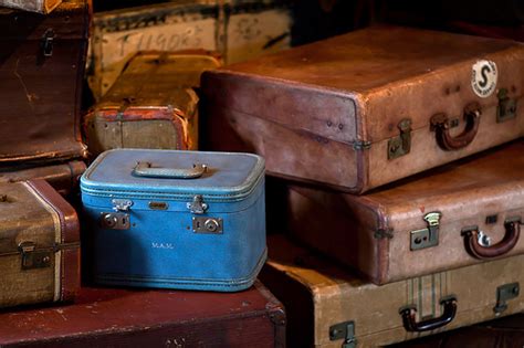 Suitcase Diy 3 Craft Projects For Vintage Suitcases