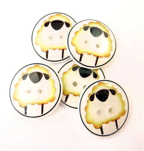 5 Sheep Buttons Handmade Buttons 34 Or 20 Mm By Buttonsbyrobin