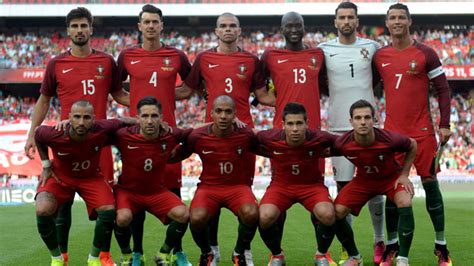 Cristiano ronaldo scoort héérlijke vrijschop bij portugal (video). Portugal Nationale elftal