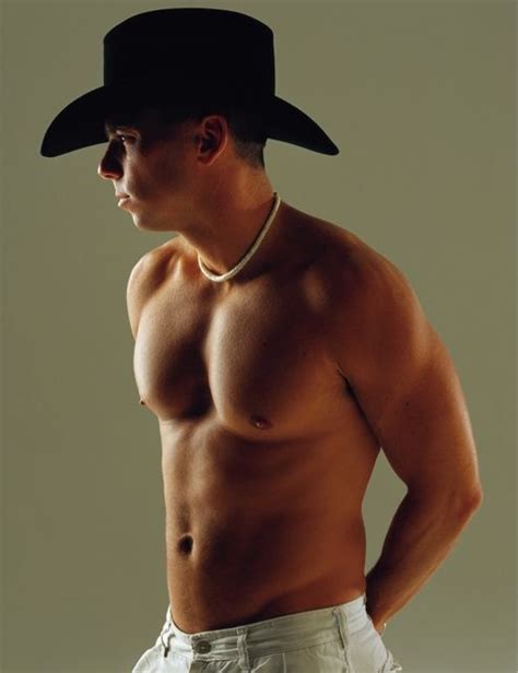 Kenny Chesney Graphics And Comments Kenny Chesney Kenney Chesney Shirtless