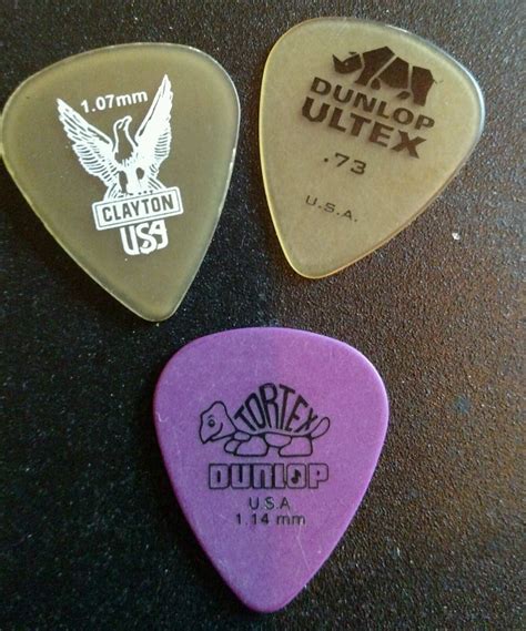 The 7 Best Guitar Picks For Every Kind Of Guitarist