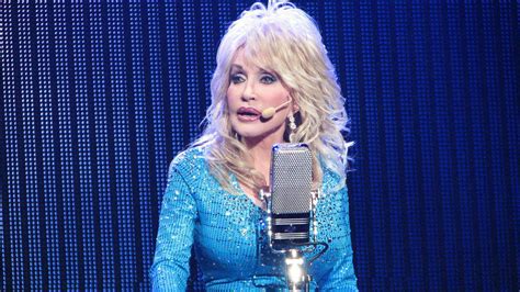 Dolly Parton Trashes Hillary Clinton Snopes Com