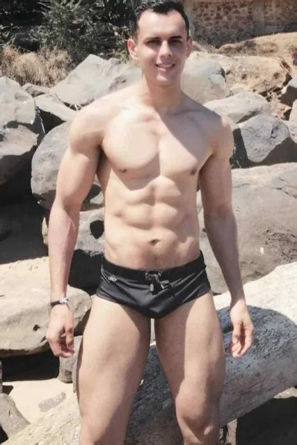 Shirtless Male Muscular Beefcake Speedo Smooth Hot Physique Man Photo X B Eur