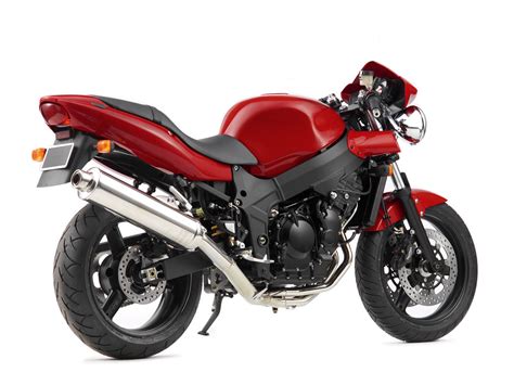 Claimed horsepower was 98.03 hp (73.1 kw) @ 11750 rpm. The 2006 Triumph Speed Four