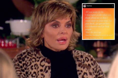 Rhobhs Lisa Rinna Rips ‘nasty Fk Fans And Says She ‘doesnt Give A