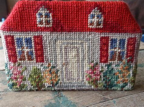Tweedle dee and tweedle dum are characters from disney's 1951 animated feature film, alice in wonderland, originally featured in the original book's sequel, alice through the looking glass. Pin on Needlepoint Doorstops