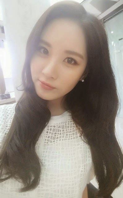 Snsd Seohyun Greets Fans With Her Lovely Selfie Wonderful Generation