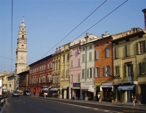 Parma ospita il monumento temporaneo al lockdown. Parma: how to get there - Sitabus.it