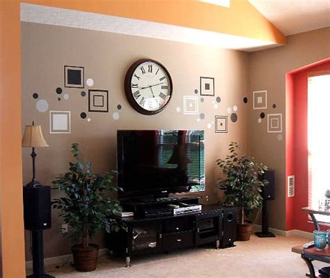 Living Room How To Decorate Around A Wall Clock Thegouchereye