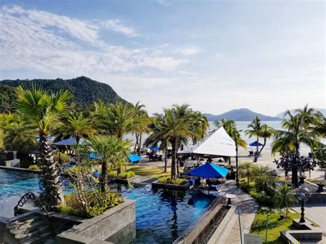 Regis visit site of a hotel. Weekend of Luxury: A Review of The St. Regis Langkawi