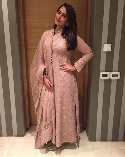 Sonakshi Sinha Suits Designs Zerokantanchuugokugodsjapannintebest