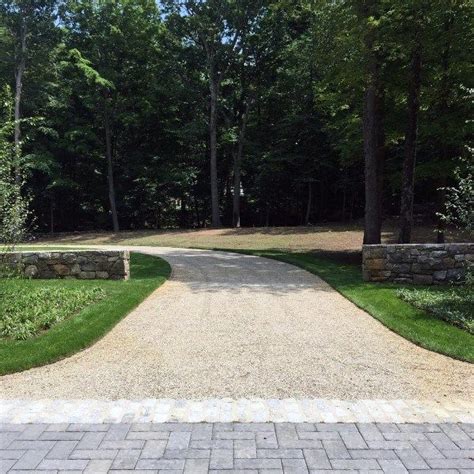 Top 60 Best Gravel Driveway Ideas Curb Appeal Designs Landscaping