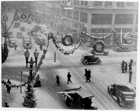 Vintage Christmas Picture Of Downtown Minneapolis Vintage Christmas Photos Christmas Pictures