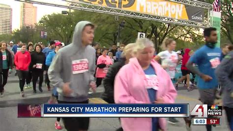 Thousands Run In The Kc Marathon