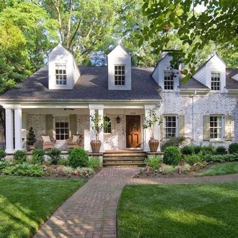 Ranch style white brick ranch house. Pin on k i t c h e n