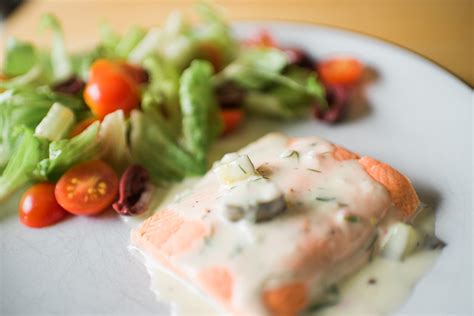Whole30 Poached Salmon With Cucumber Dill Sauce Recipe