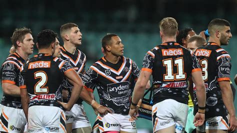 The tigers always look forward to home games at leichhardt oval, but it will be a surreal atmosphere. NRL 2020: Laurie Daley vs Wests Tigers, Tigers vs Warriors ...