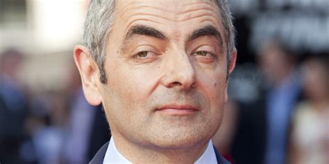 Mr bean saves the day: Rowan Atkinson Son: Mr. Bean's Lookalike Kid Is Joining ...