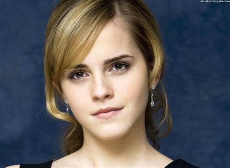 Hollywood Actress Emma Watson Cool Wallpapers In Hd 2012 Songs By Lyrics