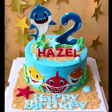 Baby shark doo doo birthday cake #babyshark #babysharkpinkfong #babysharkbirthdaycake #mommyshark #daddyshark #babysharkdoodoo another variation of the baby shark cake. Bake Gallery | The Cakerie Club