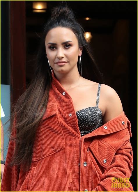Demi Lovato Slays In All Red Outfit Flashes Glimpse Of Her Bra Photo 3969408 Demi Lovato