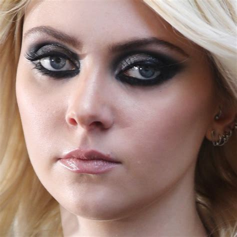 Taylor Momsen Makeup Tutorial Step By Saubhaya Makeup