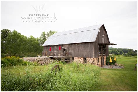 The Enchanted Barn Wedding Photographer Hillsdale Wi