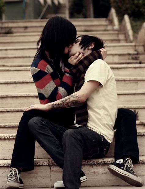 Pin By Megan Banner On Love Emo Love Scene Couples Emo Couples