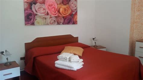 Villa Elisa Prices And Guest House Reviews Torre Lapillo Italy