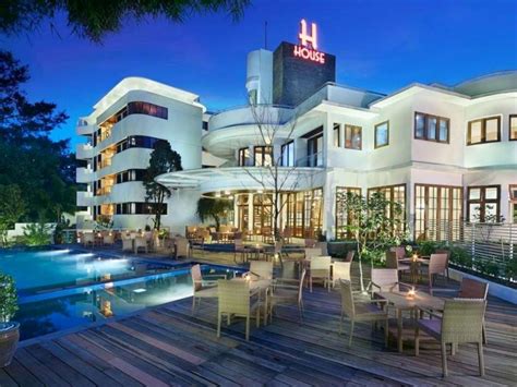 House - Sangkuriang Dago, Hotels at Bandung Indonesia | Hotels Booking