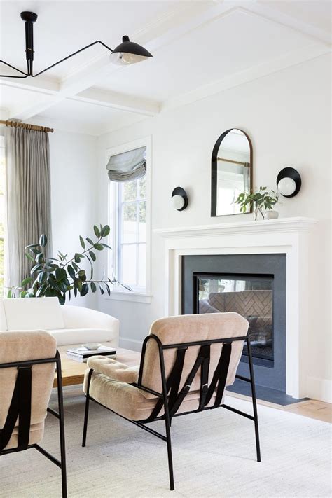 Find something memorable, join a community doing good. The 10 "Basic" Home Décor Items Interior Designers Will ...