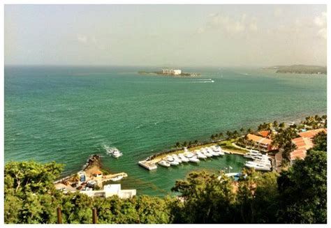 Vista De Isleta Marina Desde El Hotel Conquistador En Fajardo Foto