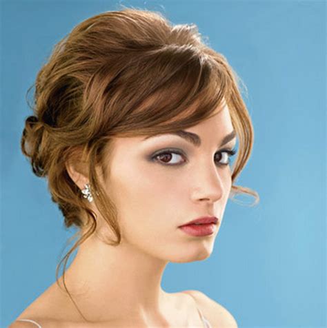 This is why women who need a fancy look have a hard time styling their short natural hair and going for a fancy updo. Updos For Short Hair - Top Haircut Styles 2017