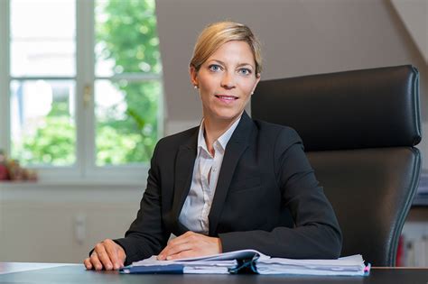 Rechtsanwältin Christina Herrmann Rechtsanwälte Lenze Und Partner Mbb